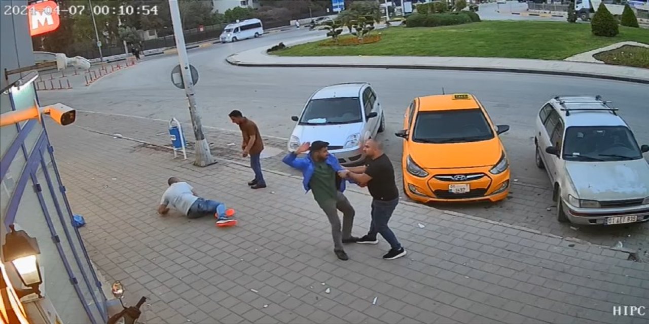 'Yan Baktın' Kavgası Kamerada