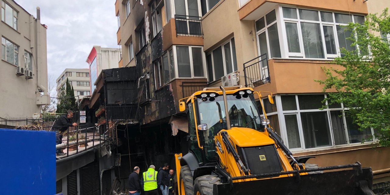 İstanbul- Beşiktaş'ta 29 Kişinin Öldüğü Gece Kulübü Ve Çevresinde Çalışmalar Devam Ediyor