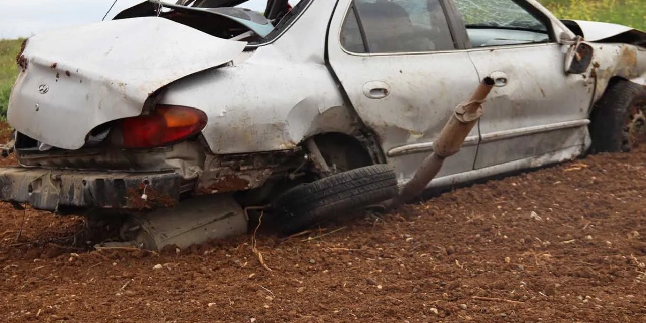 Otomobil Şarampole Yuvarlandı; 2’si Çocuk, 4 Yaralı