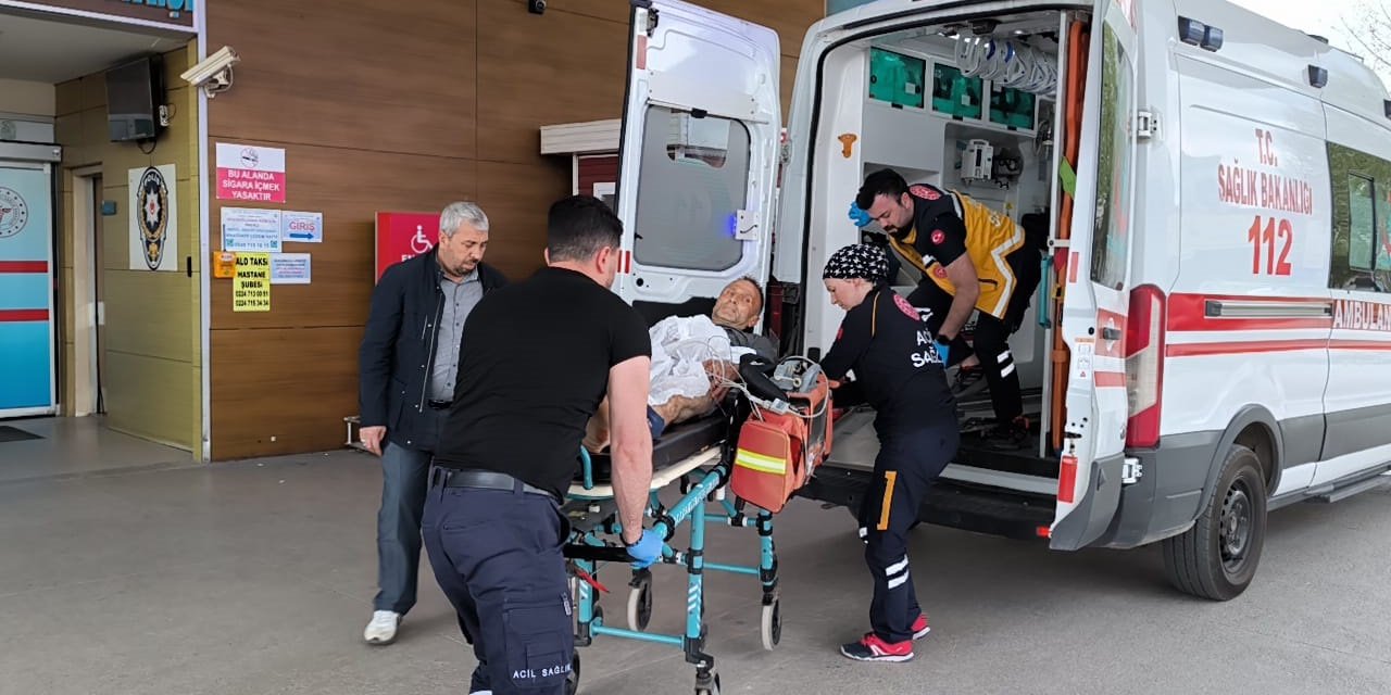 Baba İle 2 Oğlu, İş Yerlerinden Malzeme Çaldığını Öne Sürdükleri İşçilerini Darbedip, Tabancayla Vurdu