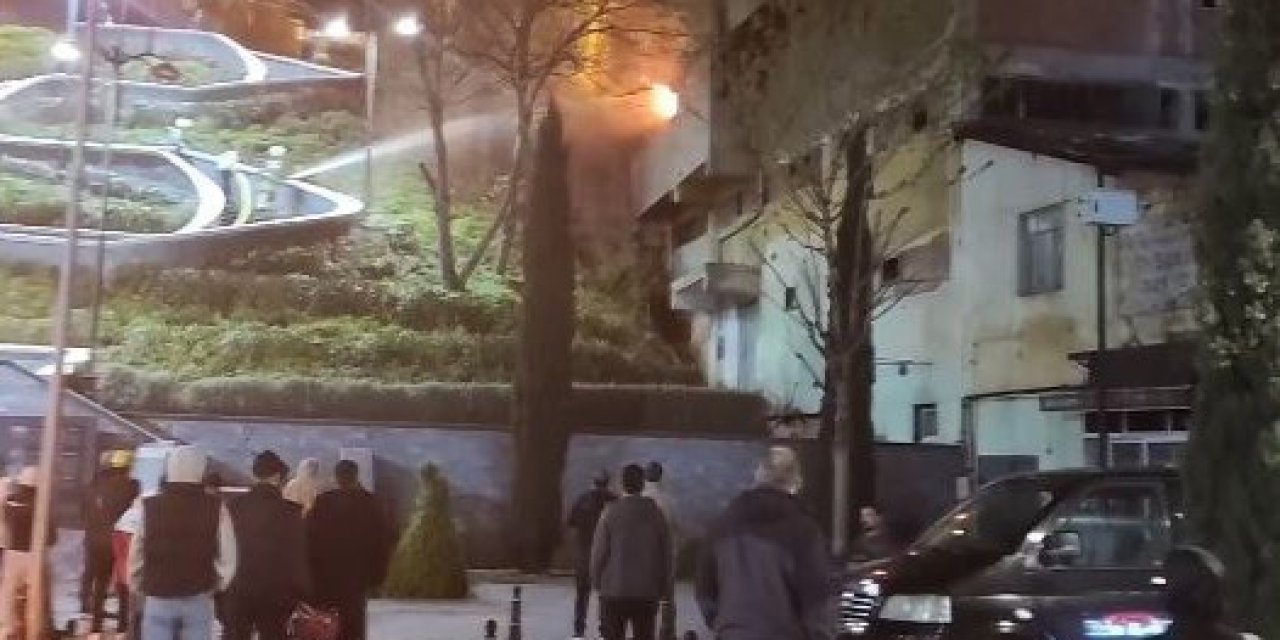 Kağıthane’de İş Yerinden Alevler Yükseldi