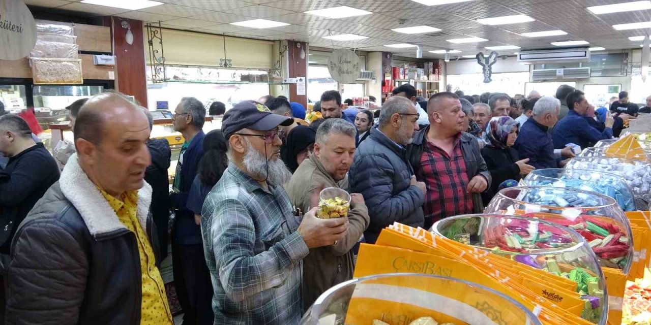 Şekercilerde bayram mesaisi