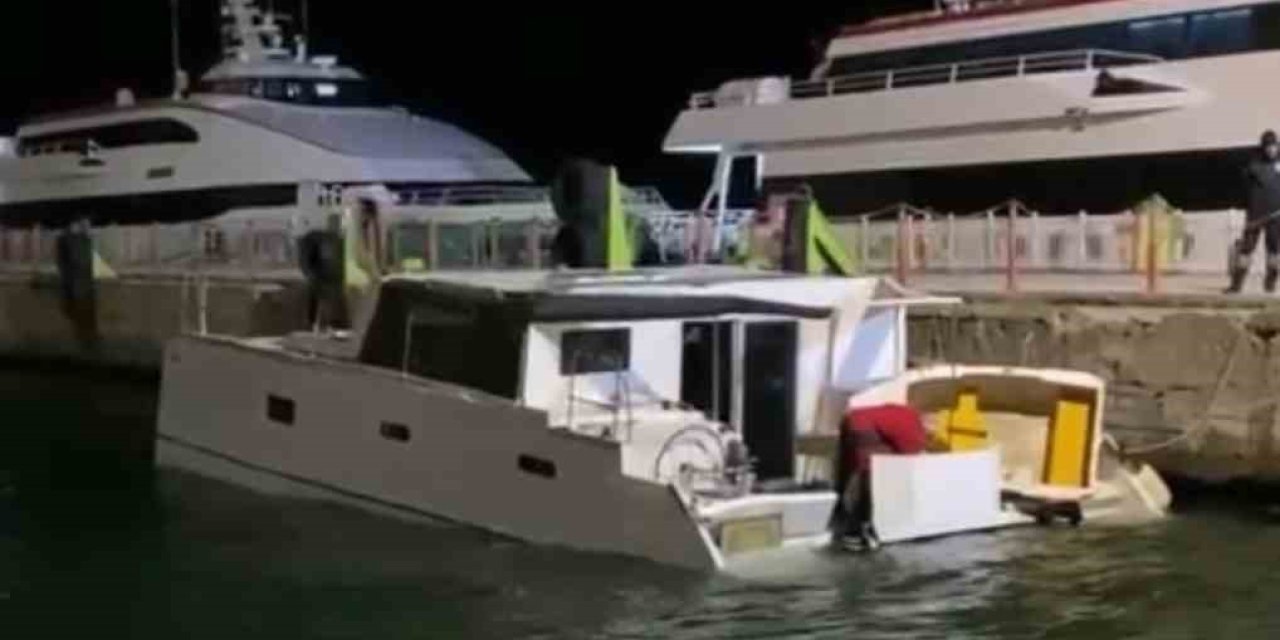 Bursa’da Budo İskelesinin Yanında Tekne Battı