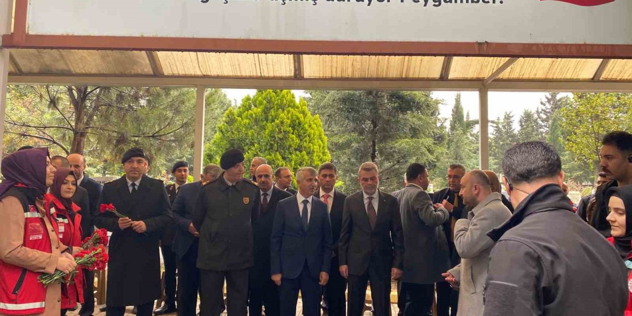 Bir Oğlunu Vatan Uğruna Şehit Verdi Bir Evladını Da Depremde Kaybetti