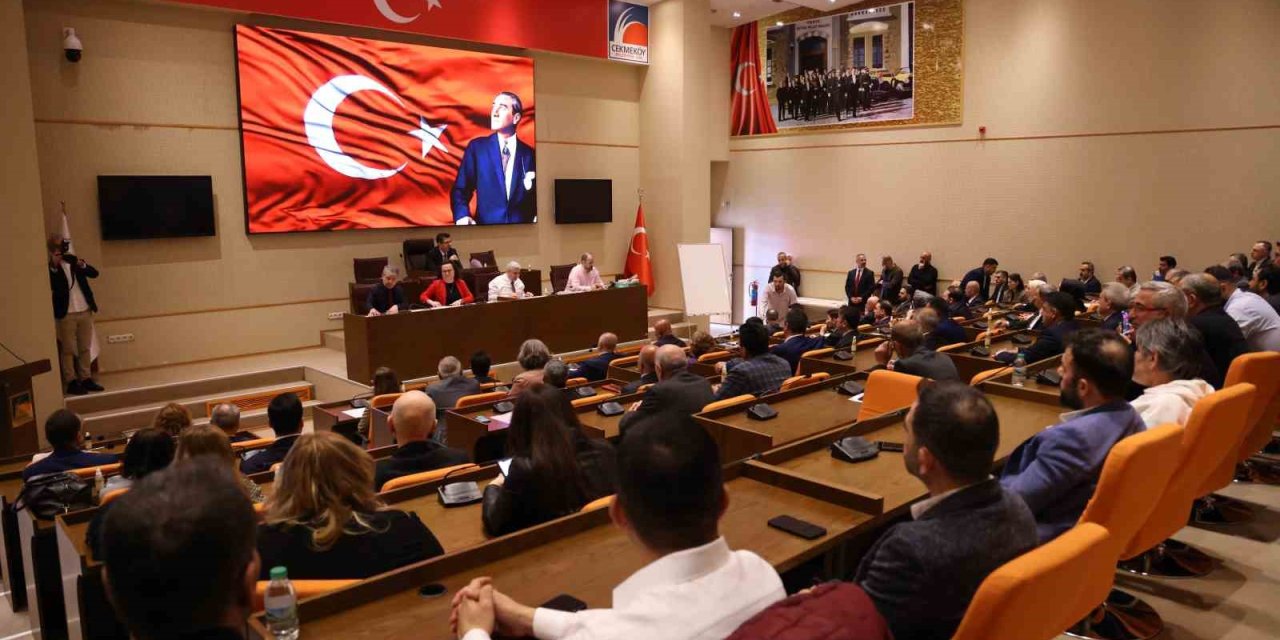 Çekmeköy Belediye Meclisi, Yeni Dönem İlk Toplantısını Gerçekleştirdi