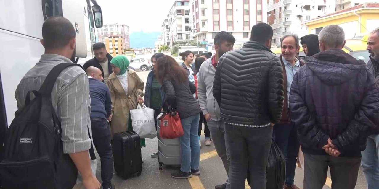 Hatay Otogarında Bayram Yoğunluğu