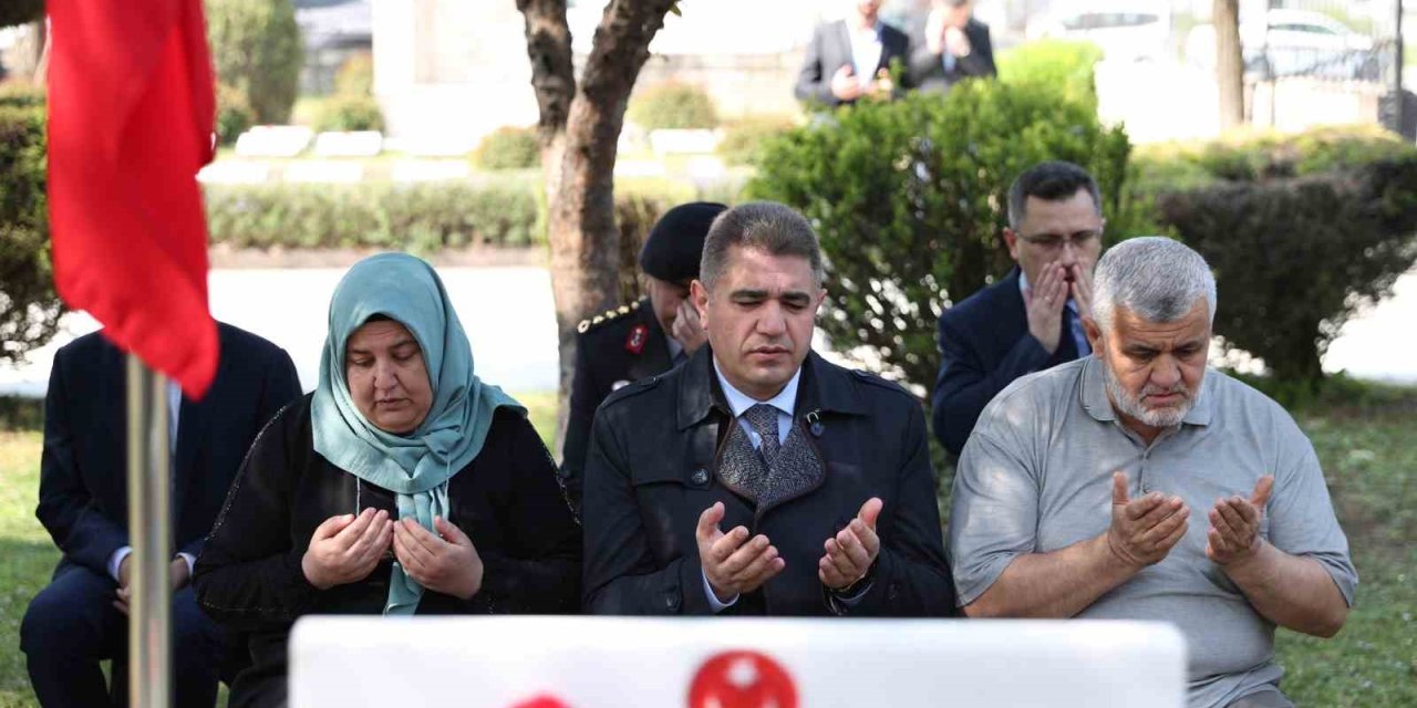 Düzce’de Bayramda Şehitler Unutulmadı