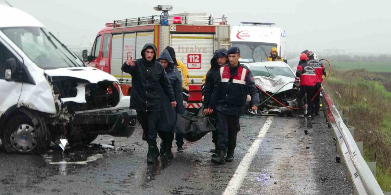 Diyarbakır’da Feci Kaza: 3 Ölü, 2’si Ağır 5 Yaralı