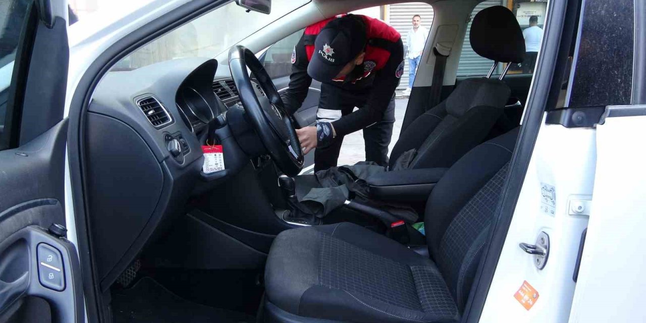 Taksim’de "Huzur Operasyonu": Araçtan Uyuşturucu Çıktı, 2 Kişi Gözaltına Alındı