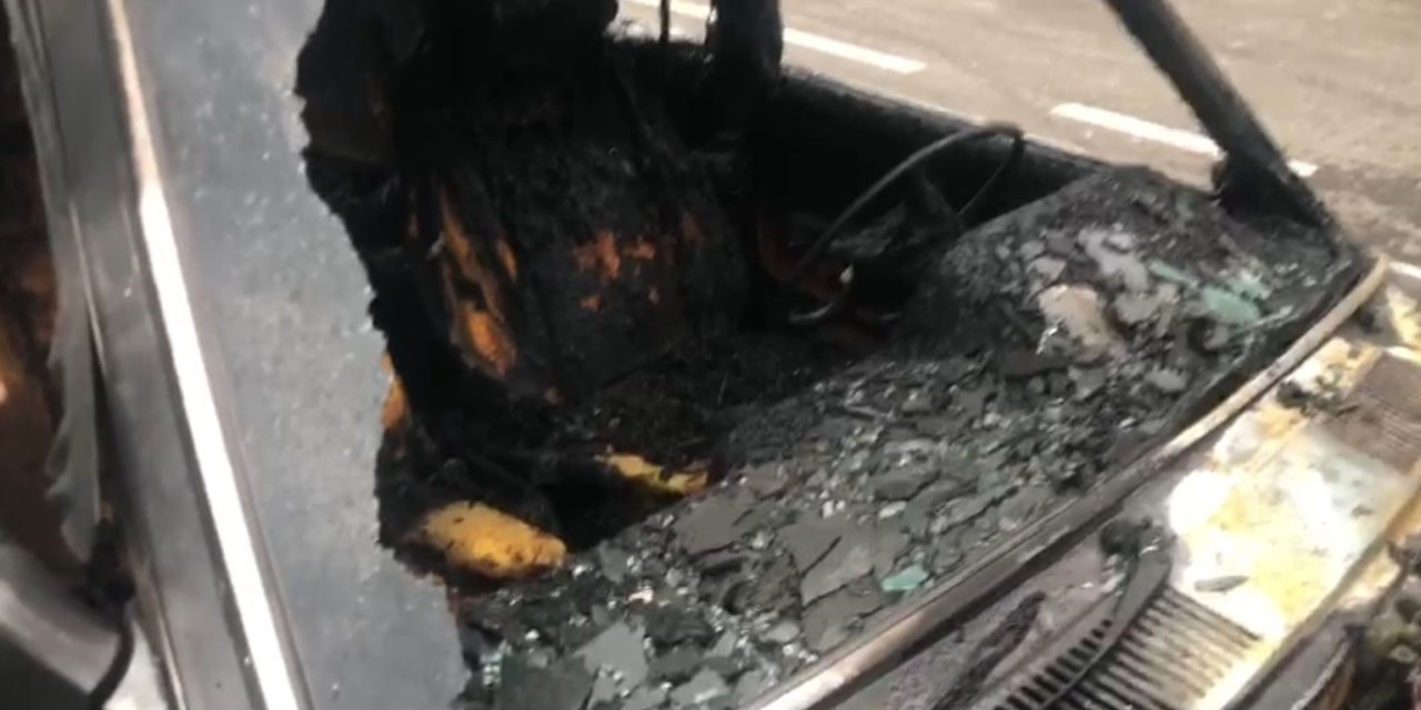 Seyir Halindeki Otomobil Alev Alev Yandı