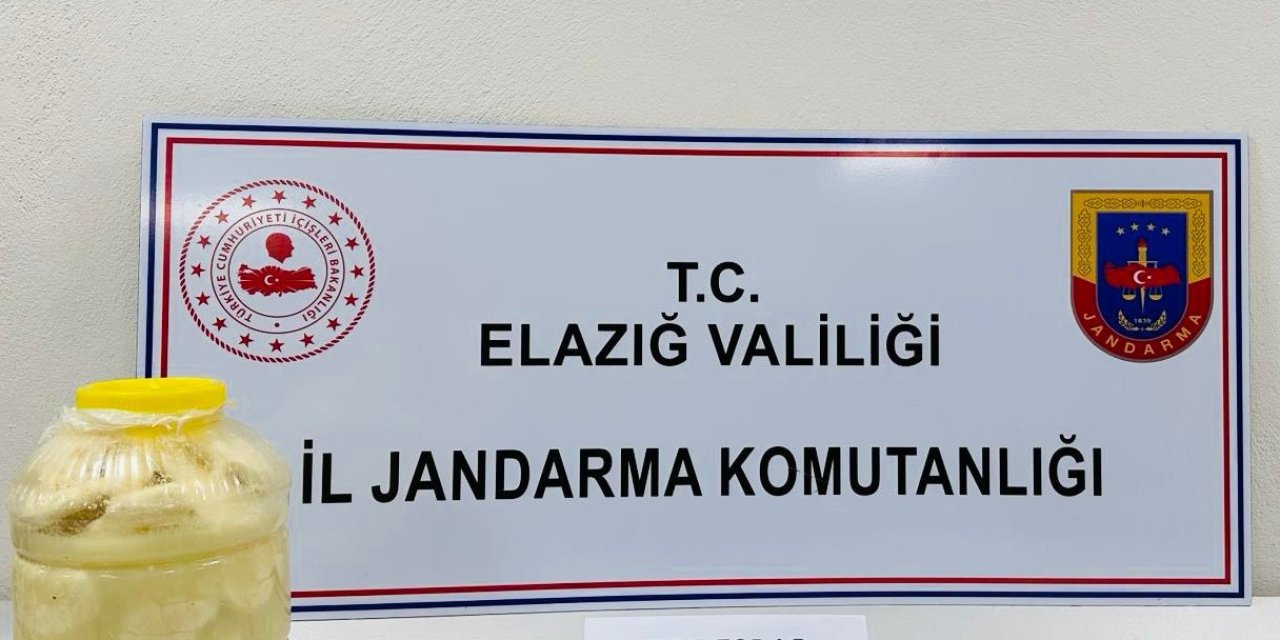 Elazığ’da Peynir Bidonu İçerisinde Uyuşturucu Madde Ele Geçirildi