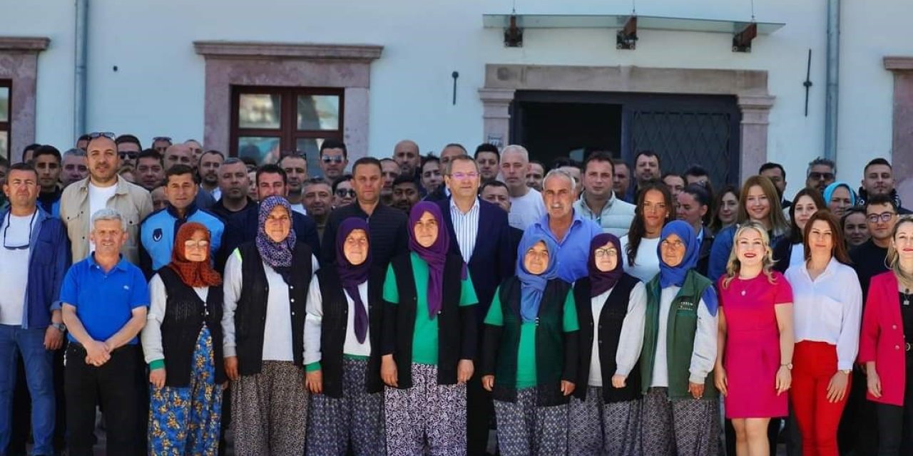 Başkan Ergin’den Belediye Personeliyle İkinci Dönemin İlk Bayramlaşması