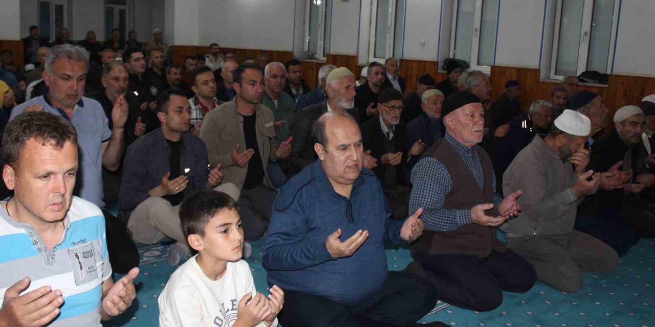 Osmaneli’de Şehit Polisler İçin Mevlit Okutuldu