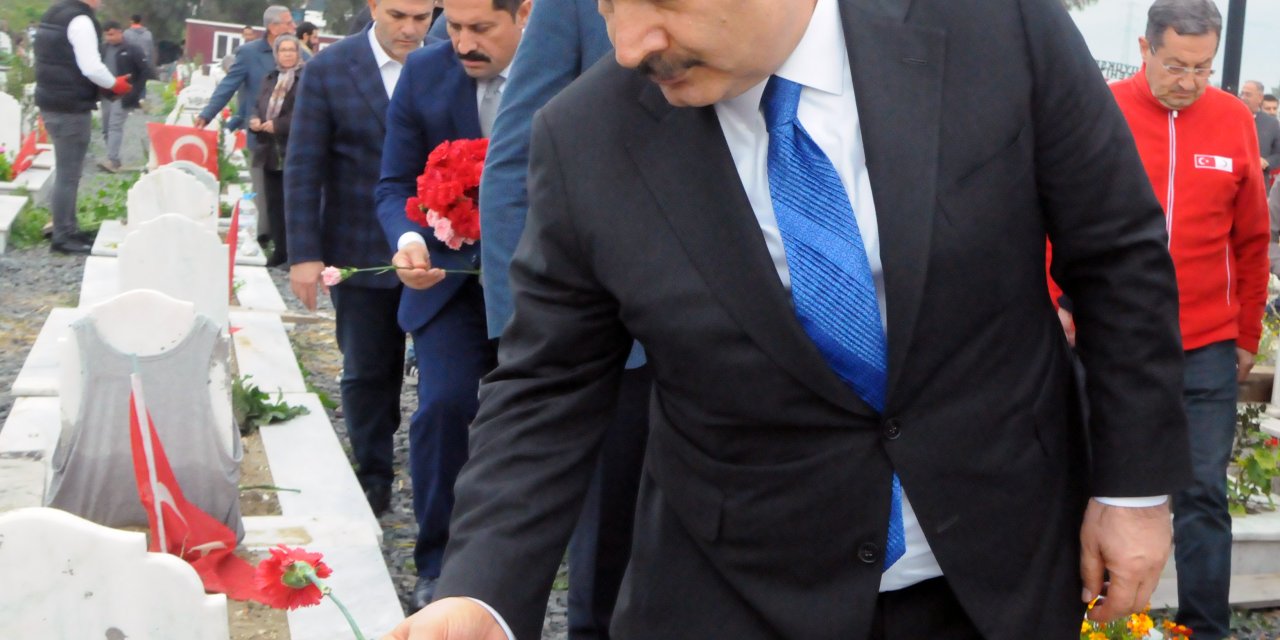 Bakan Koca, Hatay'da: Acıları İçimizde Ama Umutlarımız Hep Taze