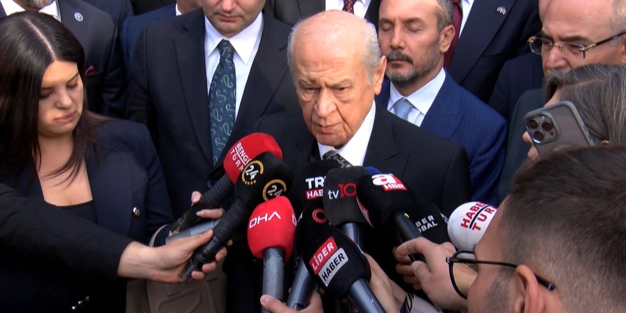 Bahçeli: Meral Akşener'in Ayrışma Kararından Vazgeçmesini Düşünmekteyim