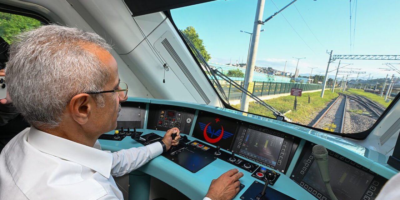 Bakan Uraloğlu: 2 Yıl İçerisinde Yerli Ve Milli Tren Seti Sayımız 25'e Ulaşacak