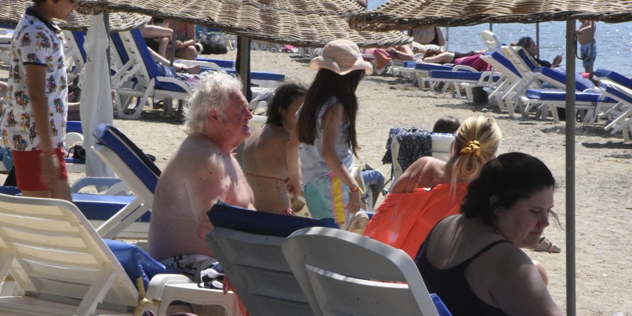 Bodrum'da Plajlarda 'Bayram' Yoğunluğu