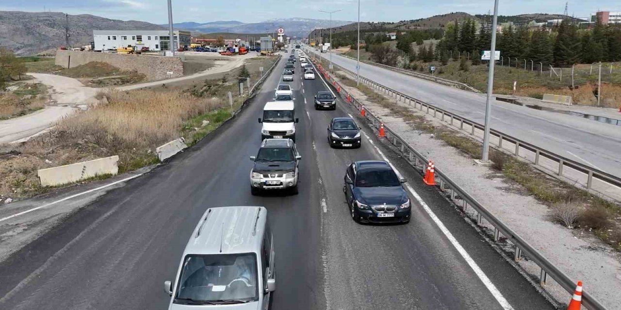 43 İlin Geçiş Güzergahındaki Kırıkkale’de Bayram Hareketliliği