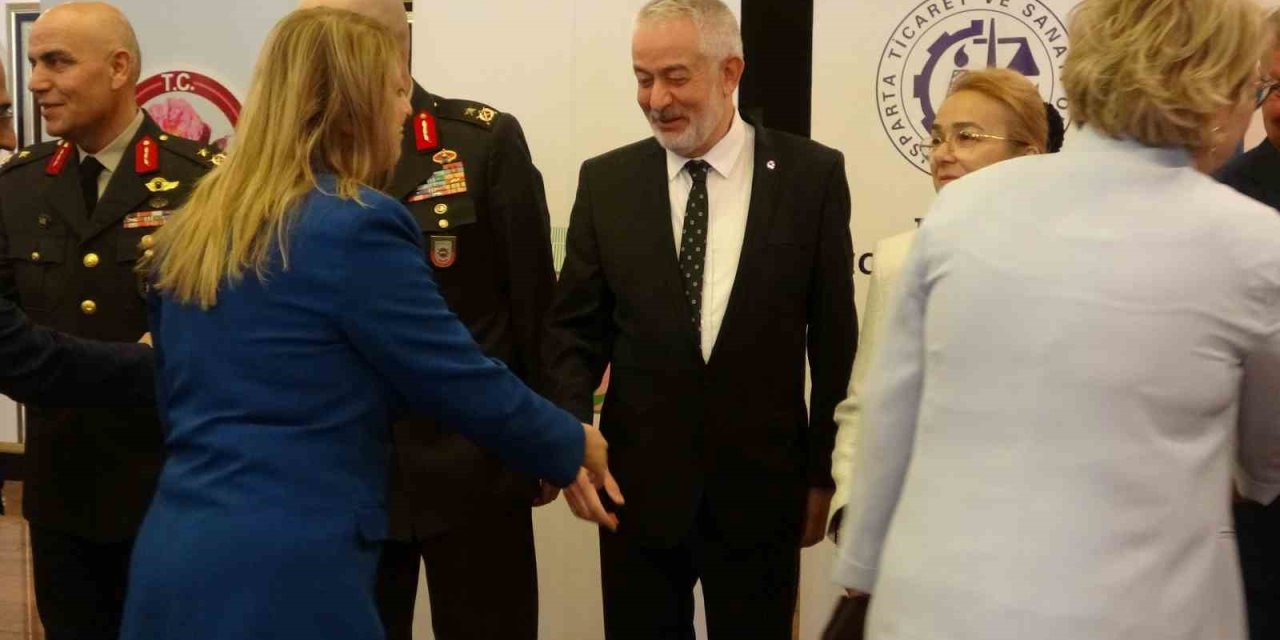 Isparta Protokolü Bayramlaşma Programında Buluştu