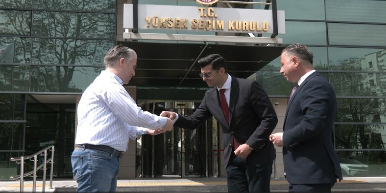 Ysk’da Gelişmeleri Takip Eden Basın Mensuplarına Bayramda Şekerli Kutlama