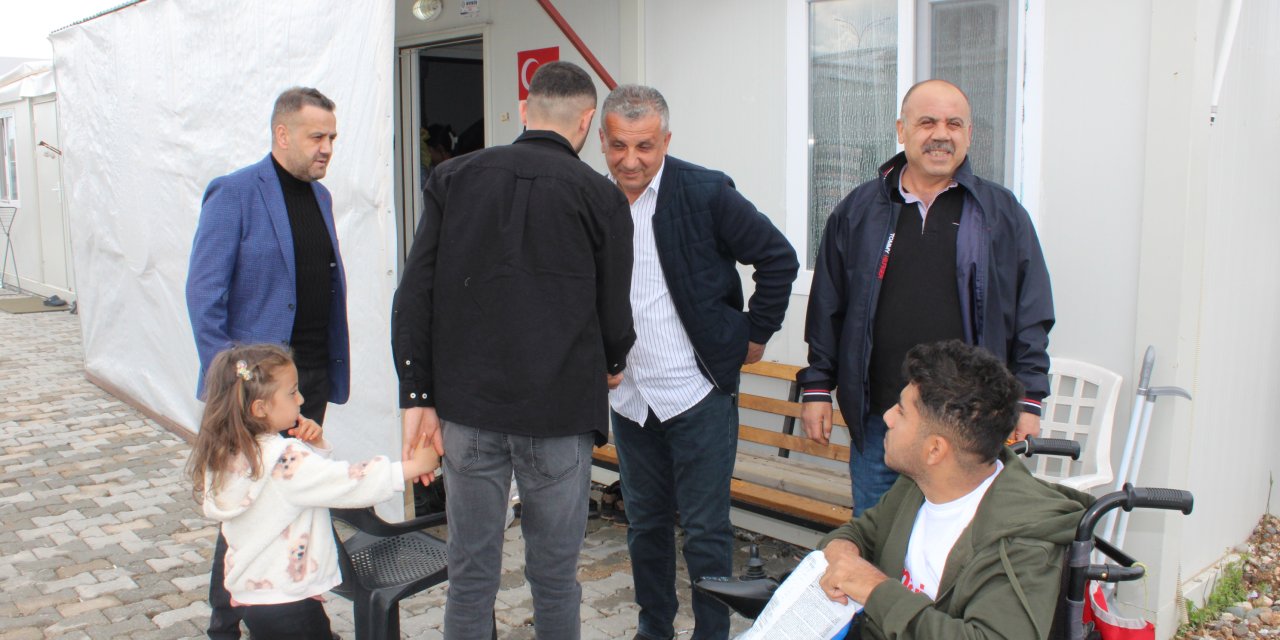 Malatya’da, Depremzedeler Konteyner Kentte Bayramlaştı