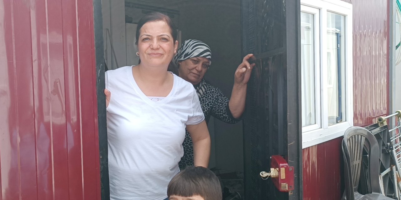 Depremin Vurduğu İslahiye’de Hüzünlü Bayram