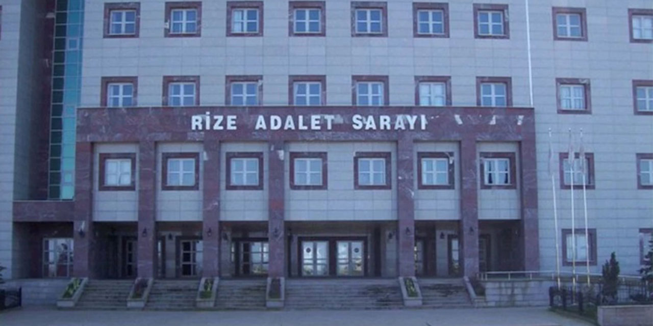 Rize'de 14 yaşındaki çocuk, tartıştığı babasını silahla öldürdüğü iddiasıyla tutuklandı