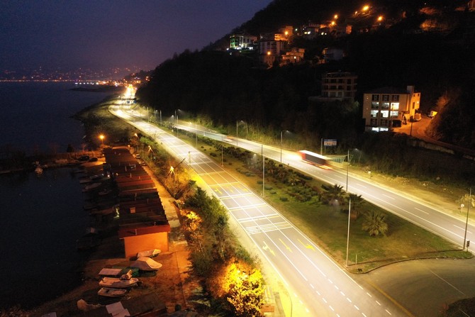 Rize'de Bozkale Söğütlü Arası Işıklandırıldı