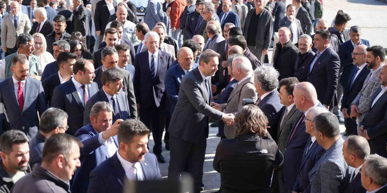 Bakan Bayraktar: "Bir Dönem Adı Terörle Anılan, Girilemez Denilen Gabar, Çok Şükür Bugün Petrolle Anılıyor"