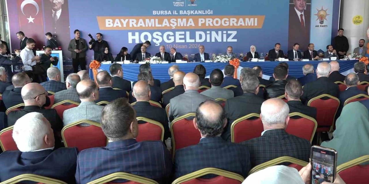 Ak Parti Bursa İl Teşkilatı Bayramlaştı