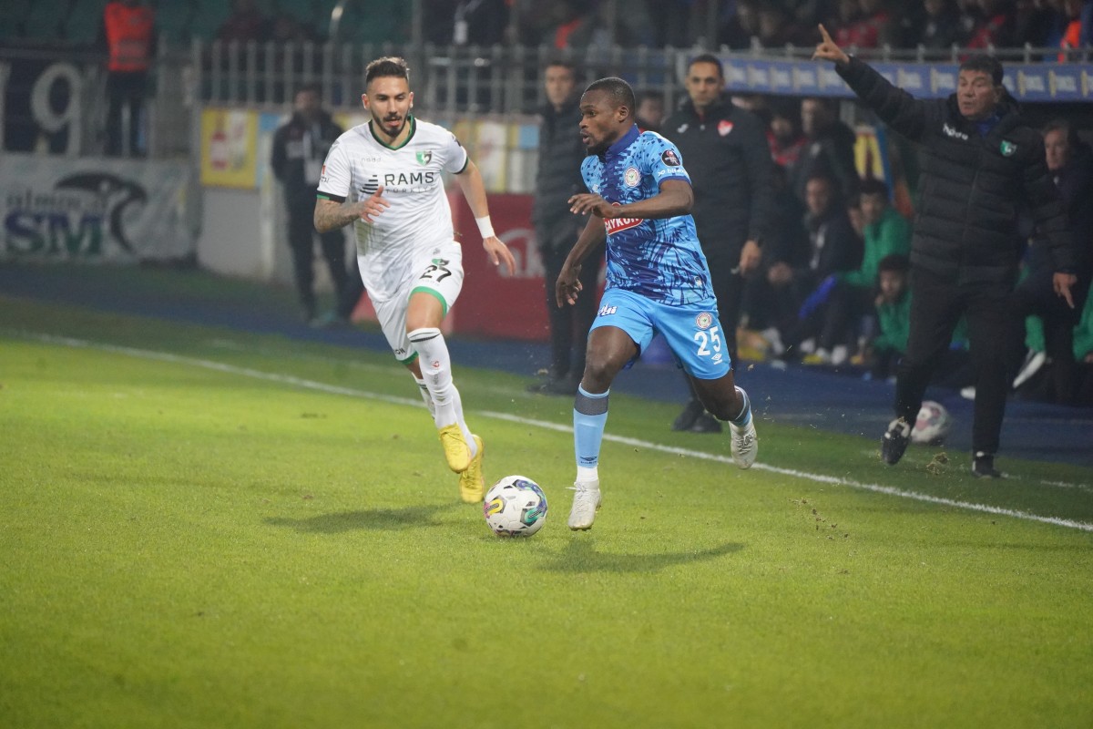 Çaykur Rizespor Denizlispor Karşısında 3 Puanı 3 Golle Aldı
