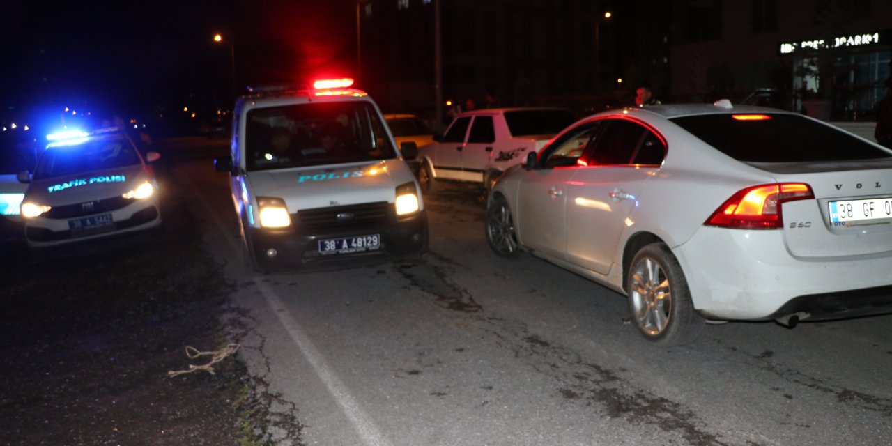 Kayseri'de 'Dur' İhtarına Uymayan Otomobilin Alkollü Sürücüsüne 54 Bin Tl Ceza