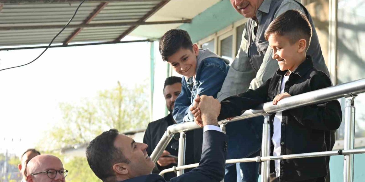 Başkan Ahmet Akın’a Susurluk Ve Karesi’de Coşkulu Karşılama