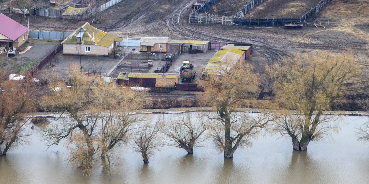 Rusya Ve Kazakistan’da Binlerce Kişinin Tahliye Edildiği Selde Son Durum
