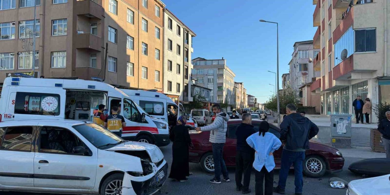 Kapaklı’da Bayram Günü Kaza: 13 Yaralı