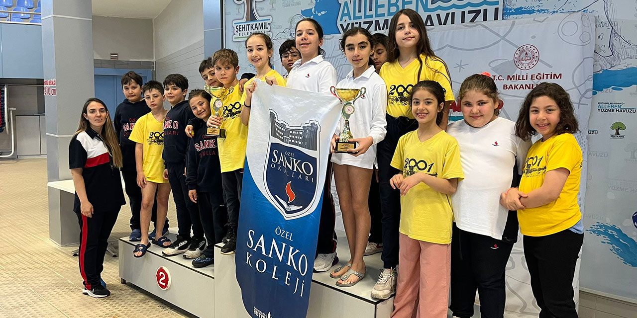 SANKO Okullarının Yüzme Başarısı