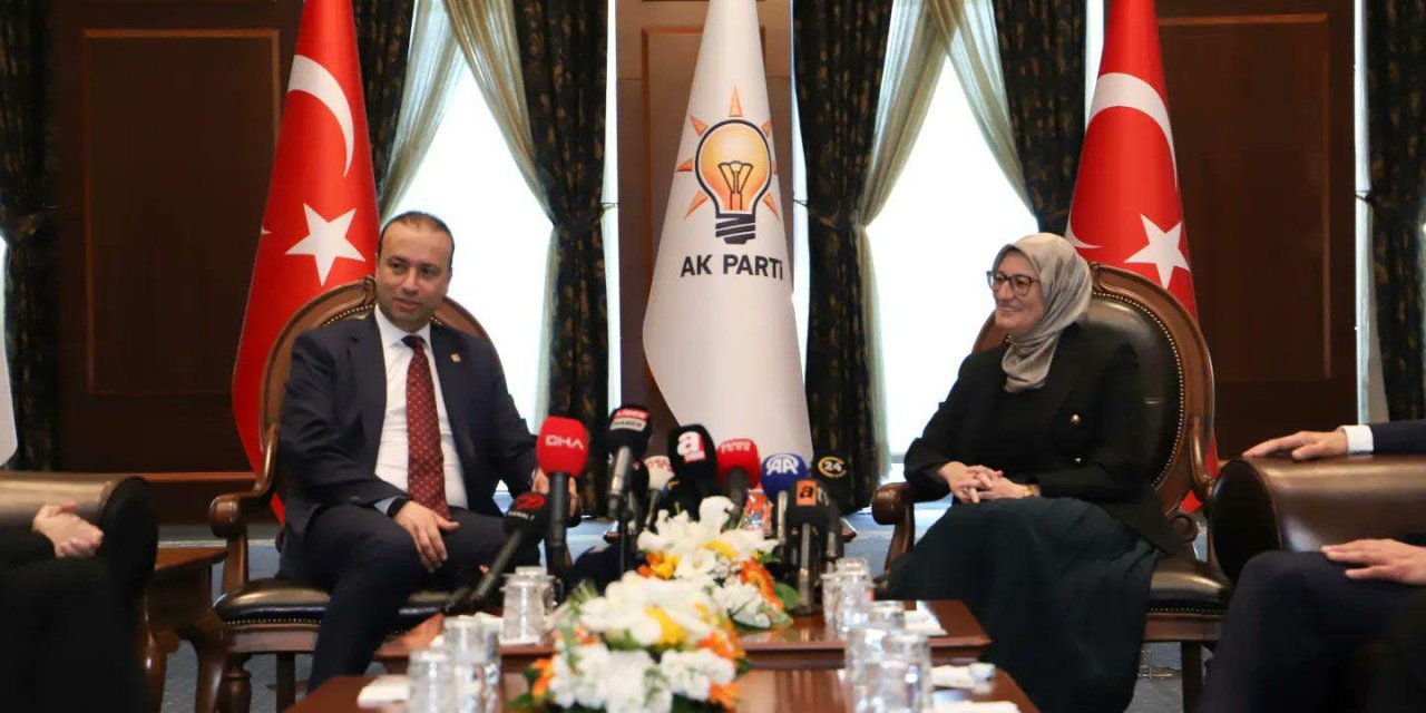 Siyasi Partilerde Bayramlaşma Ziyaretleri