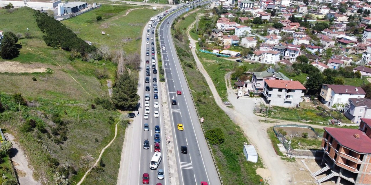 İstanbul- Tekirdağ Yolunda Trafik Yoğunluğu