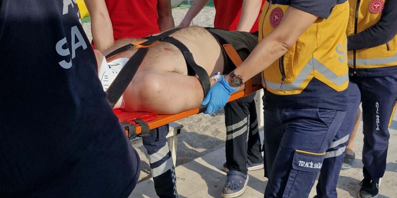 Teknede Düşen İngiliz Turist, Sahil Güvenlik Botu İle Hastaneye Götürüldü