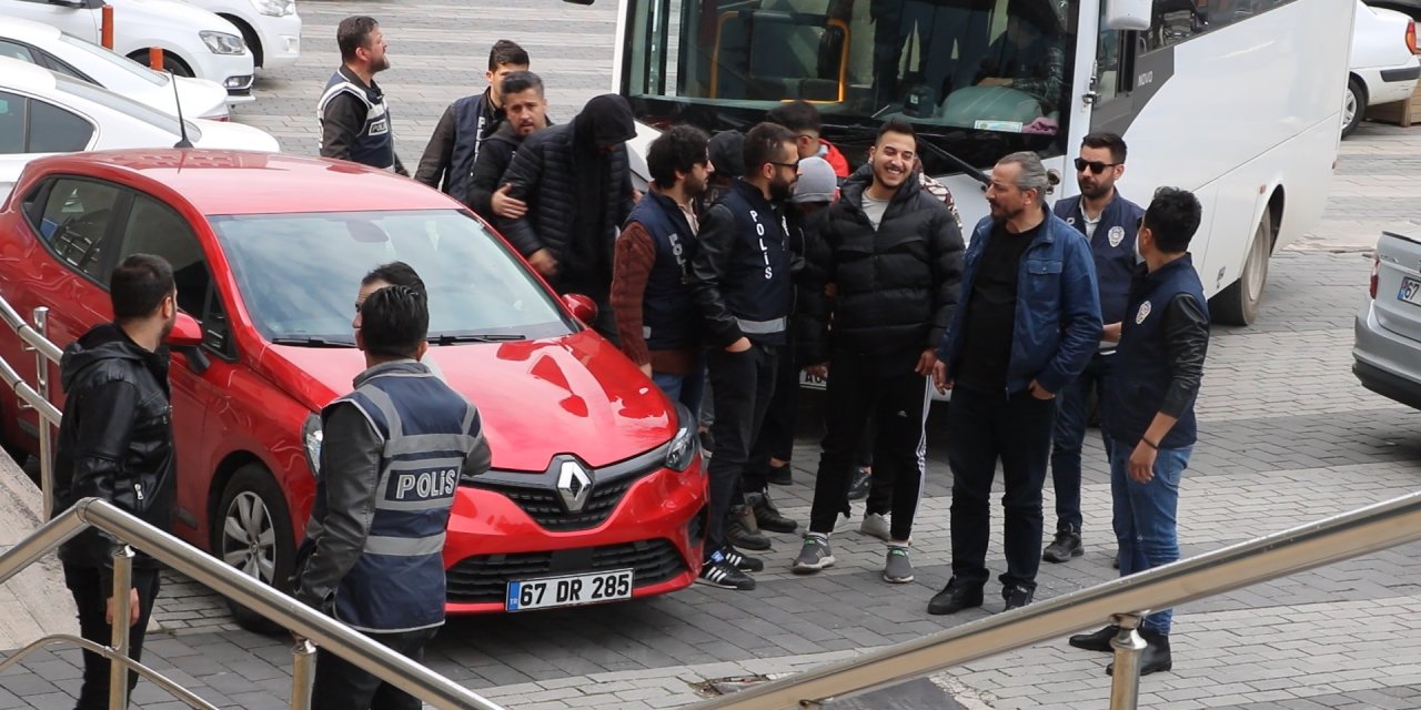 Tahta Kaşıkla Cinsel Saldırı Ve İşkencede 'Ölüm' Tehdidi