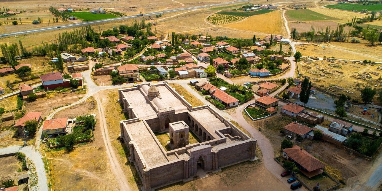 Başkan Büyükkılıç: "Kayseri’de Tarihe Ve Turizme Sahip Çıkmaya Devam Edeceğiz"