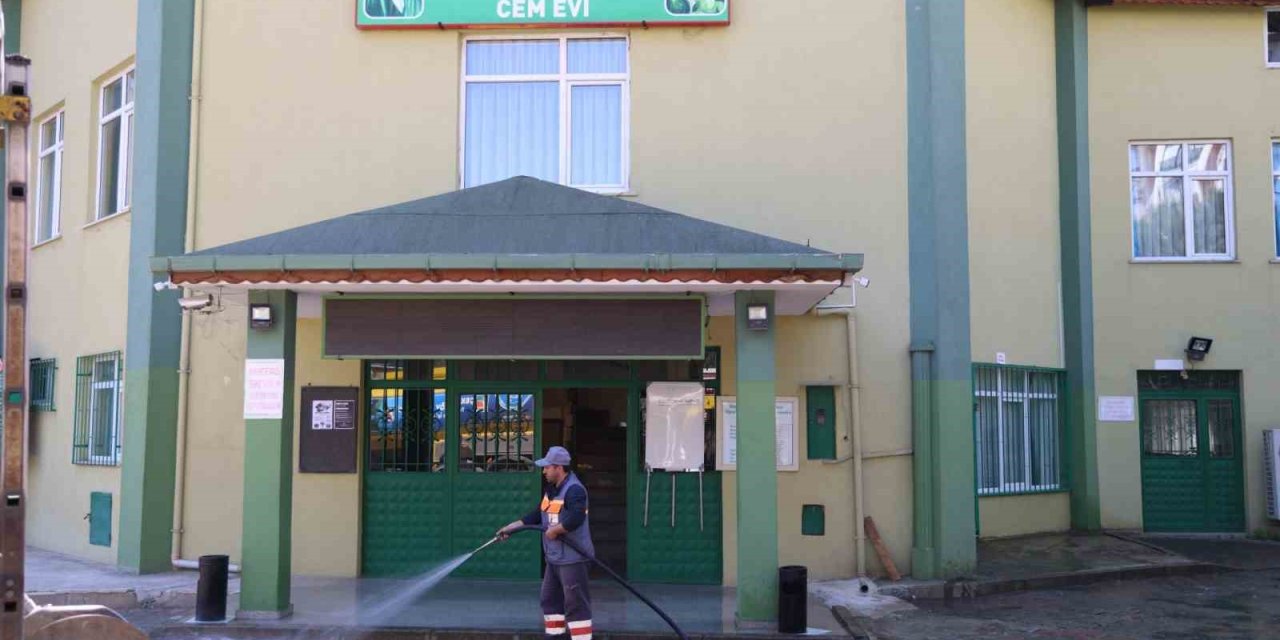 Çekmeköy’de Bayram Mesaisi