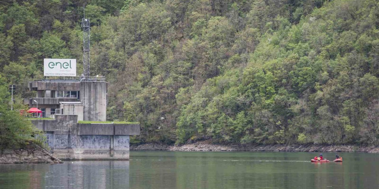 İtalya’da Hidroelektrik Santralindeki Patlamada Ölü Sayısı 7’ye Yükseldi