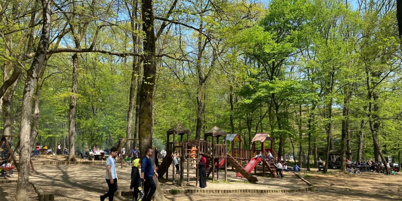 İstanbul-ramazan Bayramı'nın Son Gününde İstanbullular Piknik Alanlarına Akın Etti