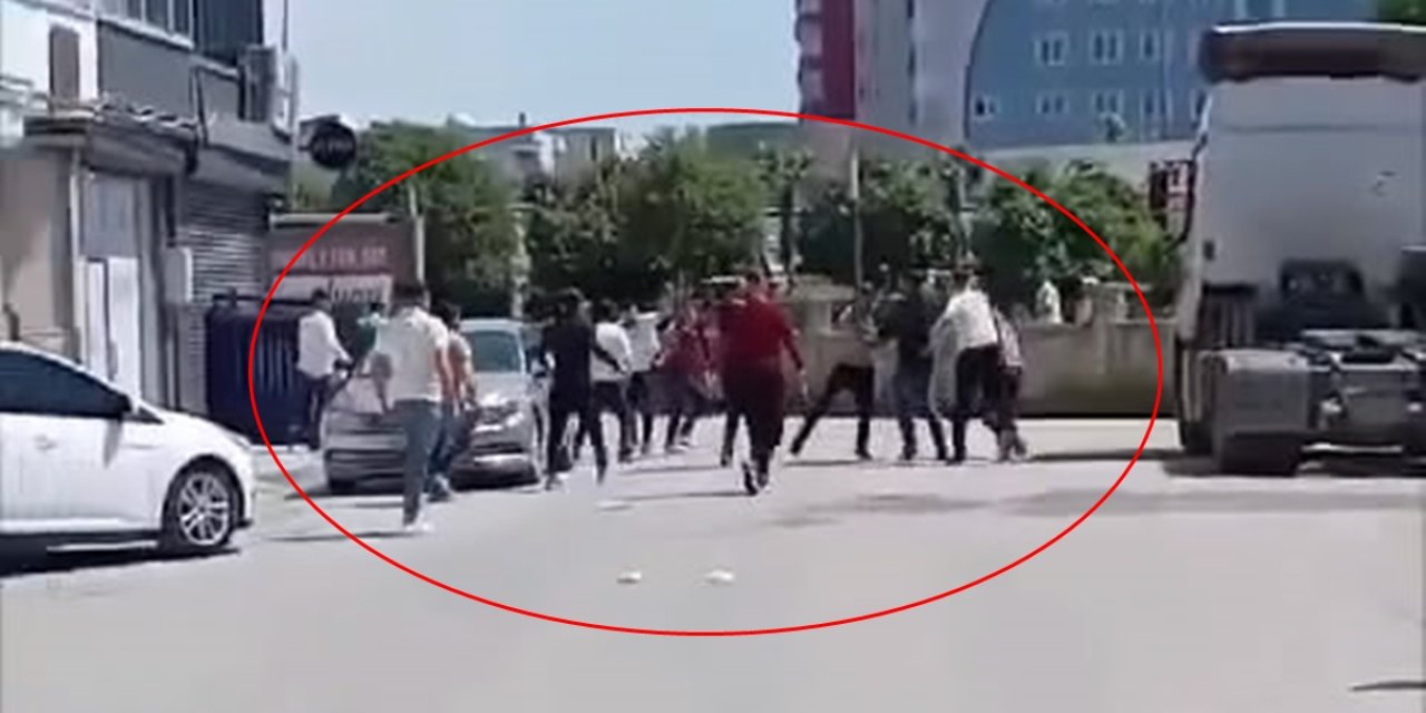 Mardin'de Taş, Sopa Ve Demir Çubuklu Kavga: 3 Yaralı