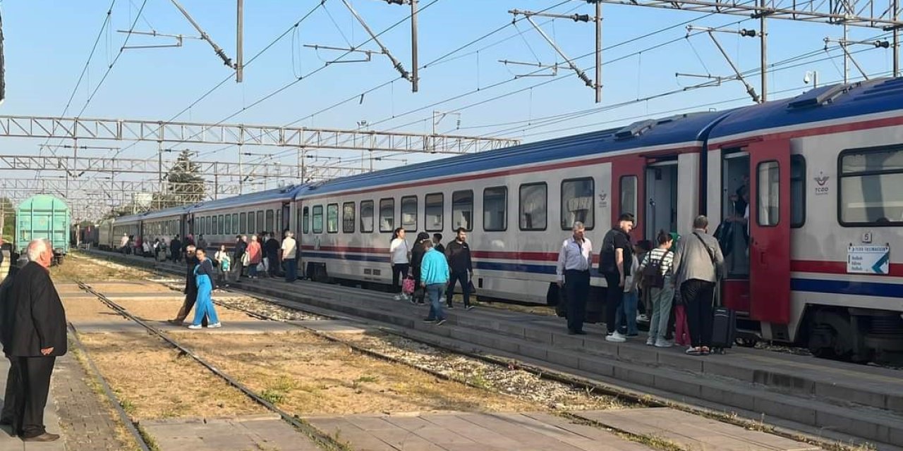 Kırklareli’nde Tatilcilerin Tercihi Tren Oldu