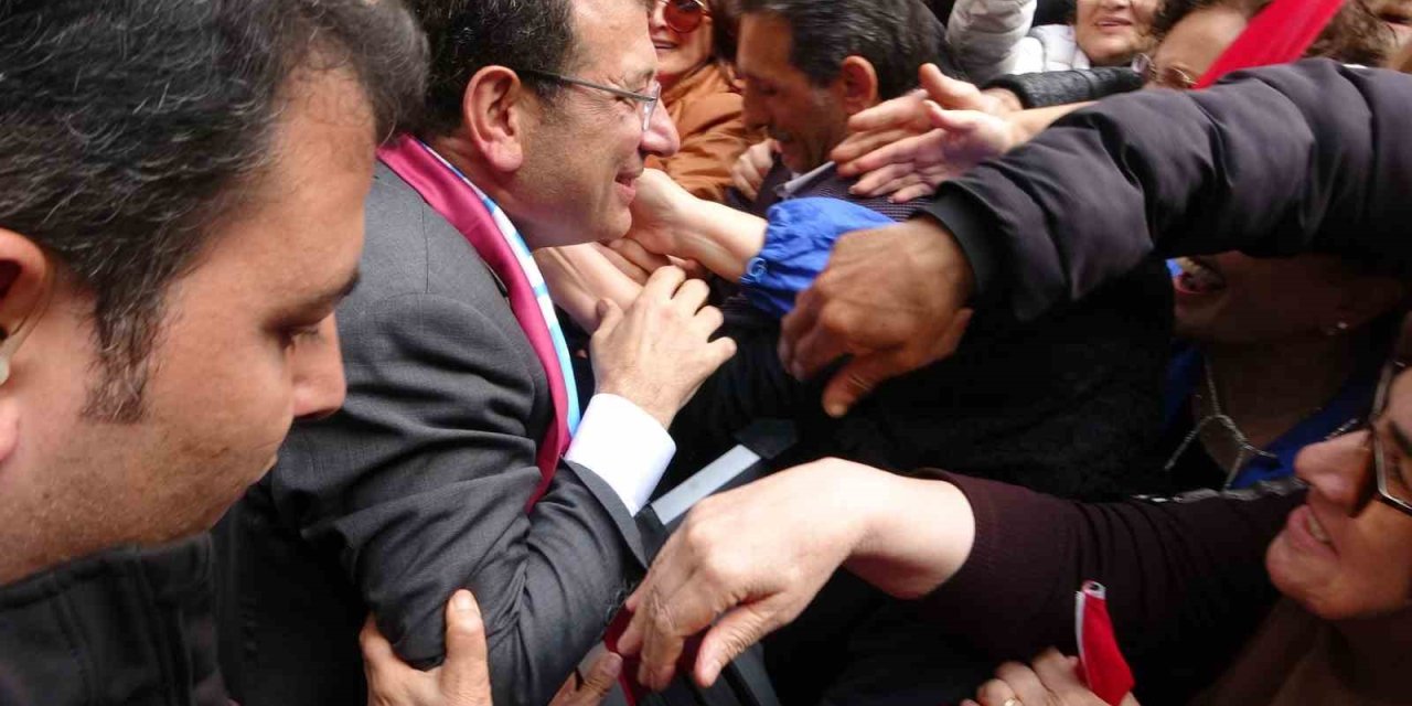 İstanbul Büyükşehir Belediye Başkanı İmamoğlu Trabzon’da Bayramlaşma Programına Katıldı