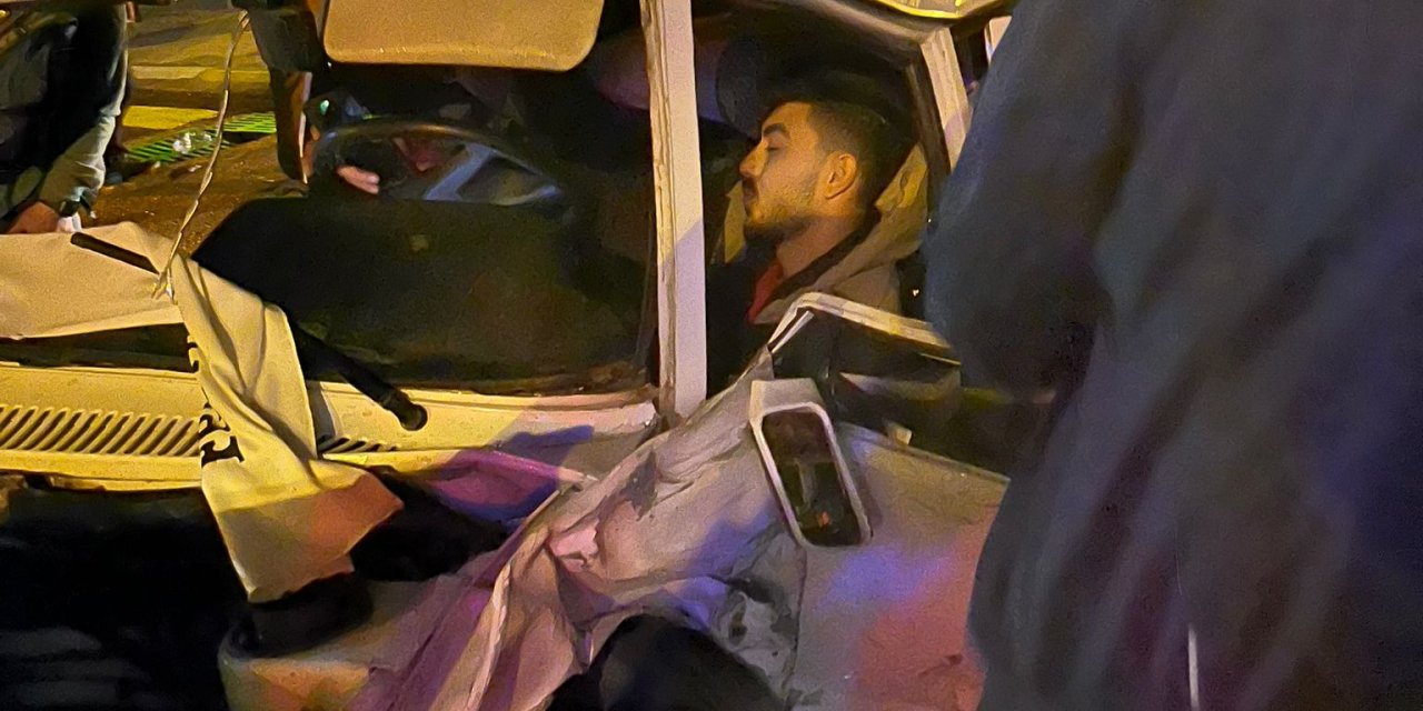 Nevşehir'de Zincirleme Kaza: 2 Yaralı