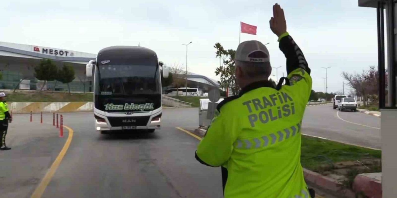 Bayram Tatilinin 7 Gününde Trafik Kazalarında 55 Kişi Hayatını Kaybetti, 7 Bin 331 Vatandaş İse Yaralandı