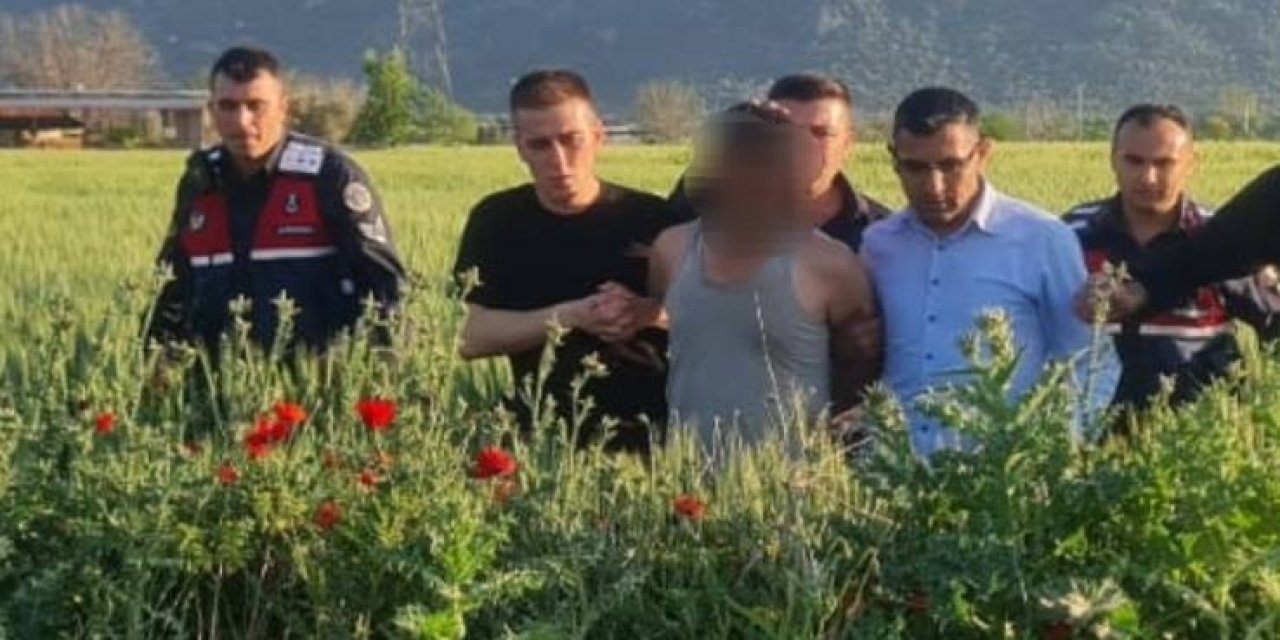 Otluk Alanda Gizlenen Hırsızlık Şüphelisi Jandarmaya Takıldı